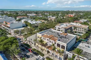 625 5th Ave S, Naples, FL 34102 - Photo 30