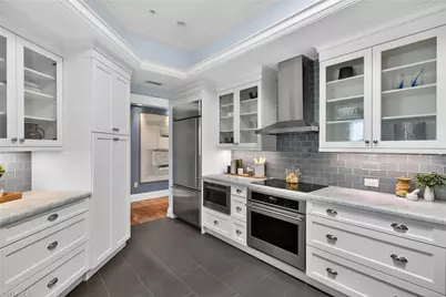 625 5th Ave S #PH-302, Naples, FL 34102 - Photo 12