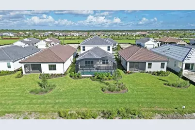 4652 Centaurus Cir, Naples, FL 34120 - Photo 44