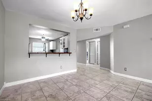 716 Landover Cir, Naples, FL 34104 - Photo 6