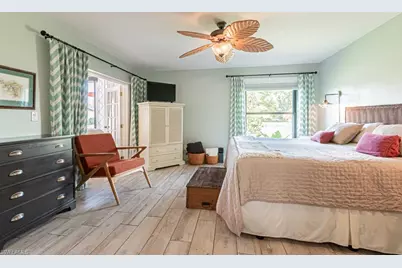 187 Round Key Cir #D3, Naples, FL 34112 - Photo 24