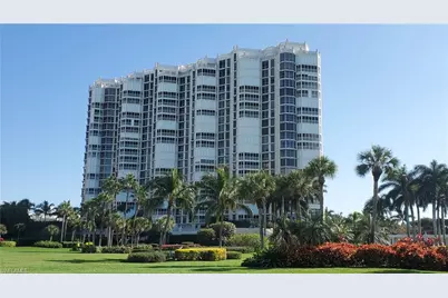 4021 Gulf Shore Blvd N #202, Naples, FL 34103 - Photo 2