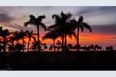 4021 Gulf Shore Blvd N #202, Naples, FL 34103 - Photo 6