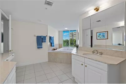 4021 Gulf Shore Blvd N #202, Naples, FL 34103 - Photo 22