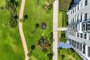 4041 Gulf Shore Blvd N, Naples, FL 34103 - Photo 28