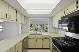 135 Pebble Beach Blvd, Naples, FL 34113 - Photo 6