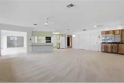 135 Pebble Beach Blvd, Naples, FL 34113 - Photo 12