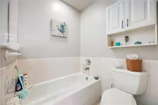 8085 Celeste Dr, Naples, FL 34113 - Photo 34