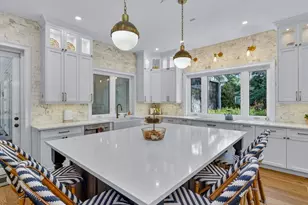 5333 Sycamore Dr, Naples, FL 34119 - Photo 8