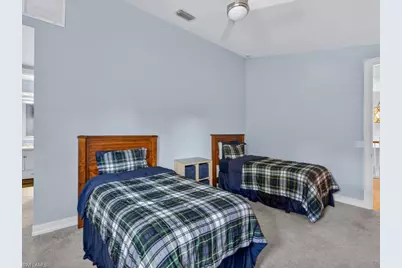 5333 Sycamore Dr, Naples, FL 34119 - Photo 18