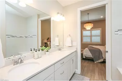 9716 Everglades Dr, Naples, FL 34120 - Photo 4