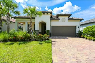 9716 Everglades Dr, Naples, FL 34120 - Photo 1