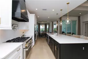 9241 Cayman Dr, Naples, FL 34114 - Photo 6