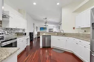 1021 El Dorado Blvd N, Cape Coral, FL 33993 - Photo 2