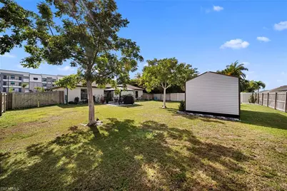 427 NW 3rd St, Cape Coral, FL 33993 - Photo 22