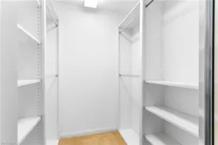 4993 Ventura Ct, Naples, FL 34109 - Photo 14