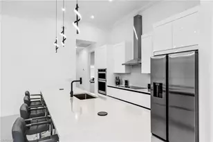 2604 20th Ave NE, Naples, FL 34120 - Photo 8