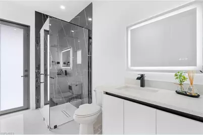 2604 20th Ave NE, Naples, FL 34120 - Photo 16