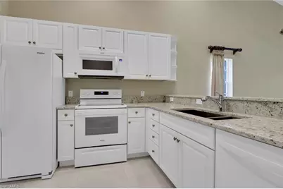 3555 Avion Woods Ct #501, Naples, FL 34104 - Photo 8