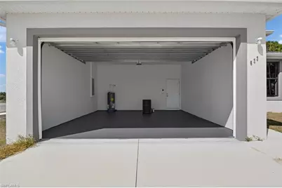 633 Cane St E, Lehigh Acres, FL 33974 - Photo 32