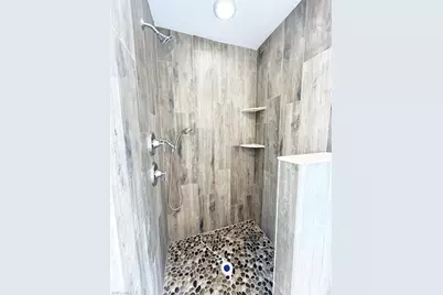 122 Leawood Cir, Naples, FL 34104 - Photo 18