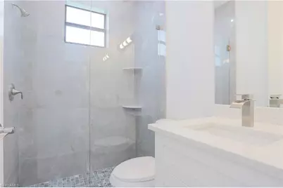 10830 St Lucia Ct, Bonita Springs, FL 34135 - Photo 18