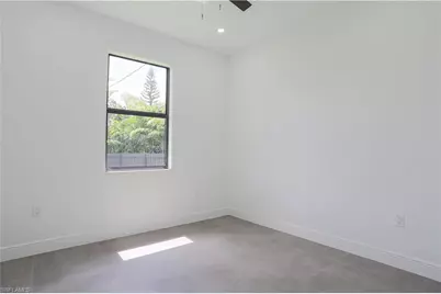 10830 St Lucia Ct, Bonita Springs, FL 34135 - Photo 16