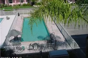 519 Roma Ct, Naples, FL 34110 - Photo 24