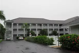 519 Roma Ct, Naples, FL 34110 - Photo 26