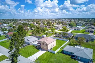 1717 SW 3rd Pl, Cape Coral, FL 33991 - Photo 24