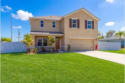 1717 SW 3rd Pl, Cape Coral, FL 33991 - Photo 2