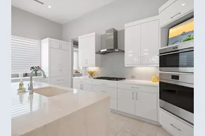 10570 Via Torino Way, Miromar Lakes, FL 33913 - Photo 10