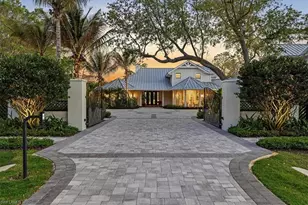 88 Eugenia Dr, Naples, FL 34108 - Photo 4