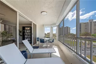 11118 Gulf Shore Dr, Naples, FL 34108 - Photo 18