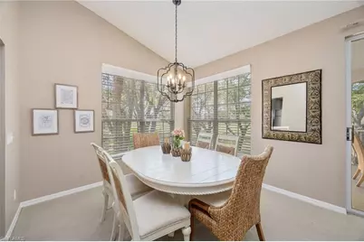 89 Silver Oaks Cir #5-201, Naples, FL 34119 - Photo 4