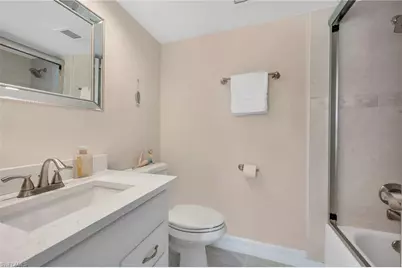 9 High Point Cir N #203, Naples, FL 34103 - Photo 12