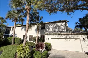 27021 Oakwood Lake Dr, Bonita Springs, FL 34134 - Photo 22