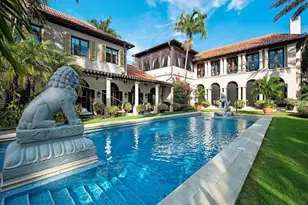 3200 Green Dolphin Ln, Naples, FL 34102 - Photo 2