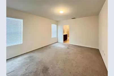 1009 NE 11th St, Cape Coral, FL 33909 - Photo 6