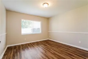 617 SE 27th St, Cape Coral, FL 33904 - Photo 10