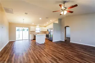 617 SE 27th St, Cape Coral, FL 33904 - Photo 4