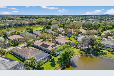 21863 Masters Cir, Estero, FL 33928 - Photo 34