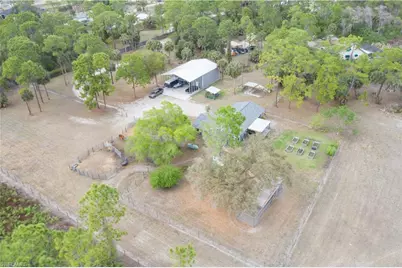 2210 20th Ave NE, Naples, FL 34120 - Photo 4