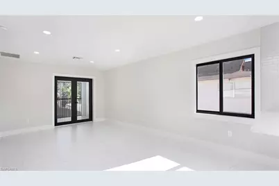 9002-9002 Somerset (Unit 2) Ln #9002, Bonita Springs, FL 34135 - Photo 6