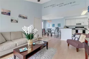 1205 Wildwood Lakes Blvd, Naples, FL 34104 - Photo 2