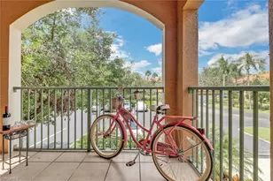 1205 Wildwood Lakes Blvd, Naples, FL 34104 - Photo 10