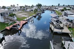 17600 Peppard Dr, Fort Myers Beach, FL 33931 - Photo 4