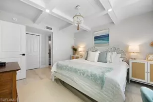 53 High Point Cir W, Naples, FL 34103 - Photo 8