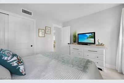 53 High Point Cir W #107, Naples, FL 34103 - Photo 12