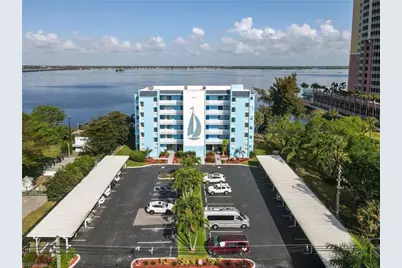 2711 1st St #402, Fort Myers, FL 33916 - Photo 2